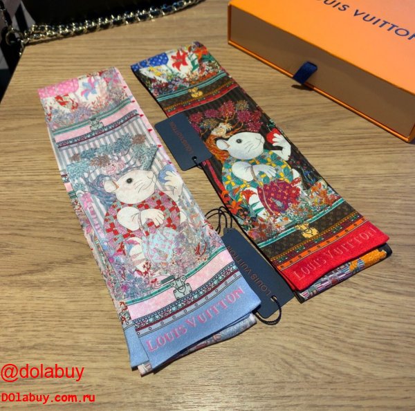 Louis Vuitton Silk Scarves & Wraps M76100 and M76101