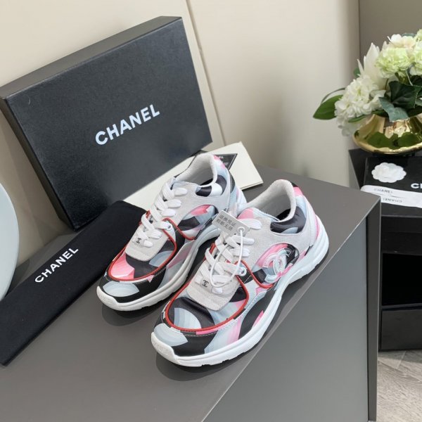 Best quality Chanel Couple sneakers 006 Replica Luxury Shoes Ch