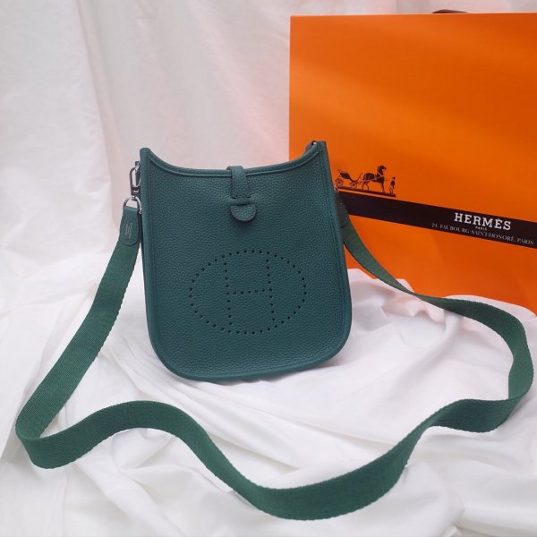 Hermes Evelyne Green Quality AAA+ Replica Handbags Replica Handbags Hermes Hermes Evelyne