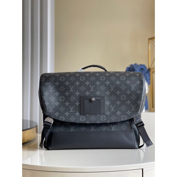 Louis Vuitton Replcia Messenger MM Voyager Monogram Eclipse M40510 Bag Replica Handbags Louis Vuitton Messenger