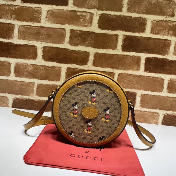 Best Beige Disney x Gucci round shoulder 603938 Replica bag Replica Handbags Gucci Disney
