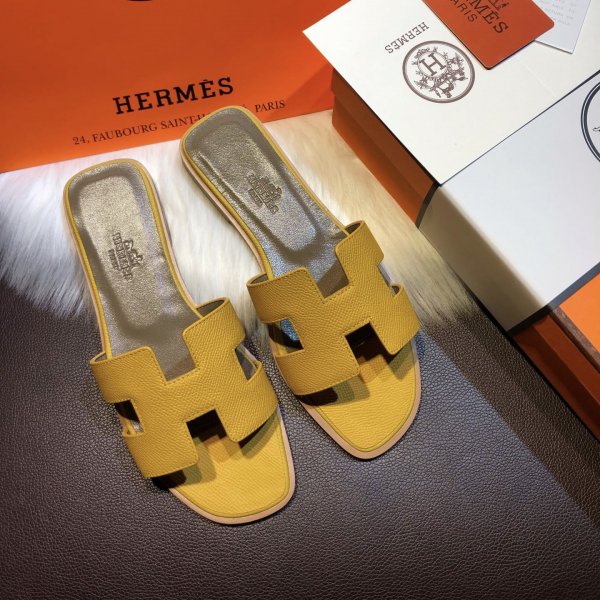 Hermes Womens Flats Slippers 010 Replica Luxury Shoes Hermes