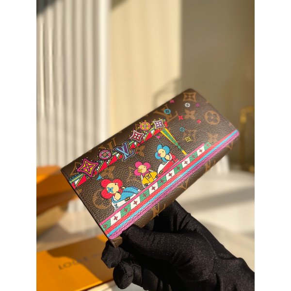 Cheap Louis Vuitton Sarah Wallet Monogram M69747 Replica Handbags Louis Vuitton Wallets