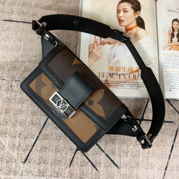 Best Louis Vuitton Replicas Nice Mini Monogram Canvas M44395 Marron Replica Handbags Louis Vuitton BumbagWave