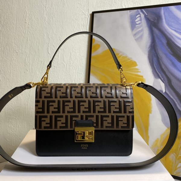 High Quality Fendi 2021 Flap Black Handbag Replica Handbags Fendi