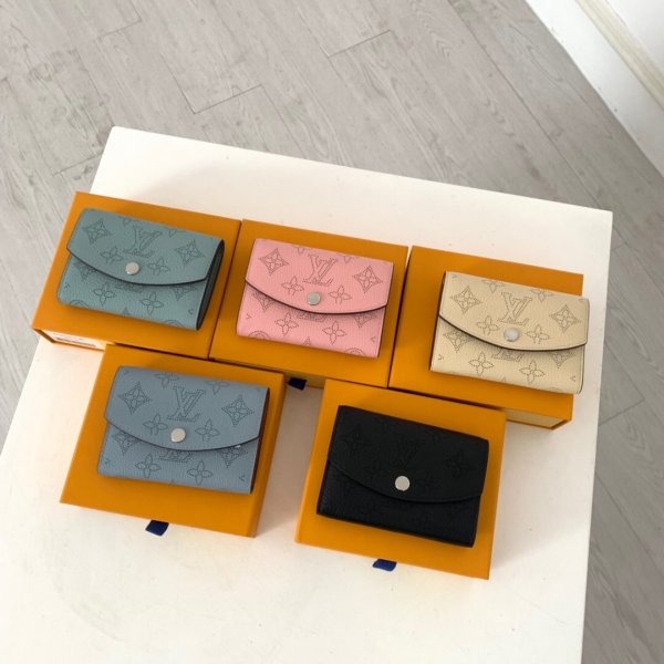 Louis Vuitton M64050 Knockoff Mahina Anae Coin Purse Replica Handbags Louis Vuitton Wallets
