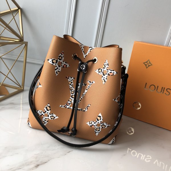 AAA+ Louis Vuitton Fake NeoNoe Monogram Giant Jungle M44717 Brown Replica Handbags Louis Vuitton Neonoe