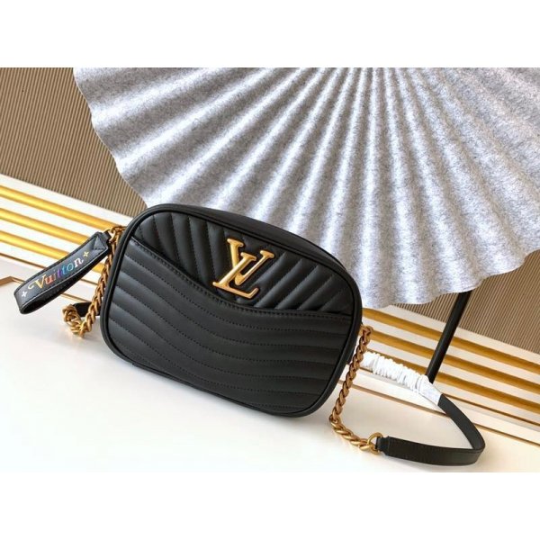 Knockoff Louis Vuitton New Wave Camera Bag USA LV New Wave Leather M53683 Black Replica Handbags Louis Vuitton BumbagWave