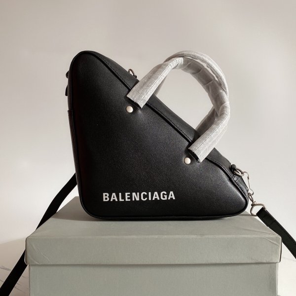 Luxury Balenciaga shoulder Triangle Black bag Replica Handbags Balenciaga Shoulder