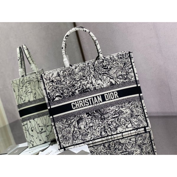 Replica Christian Dior Trotter Pattern Hand CD Book Tote Bag Replica Handbags Dior Book