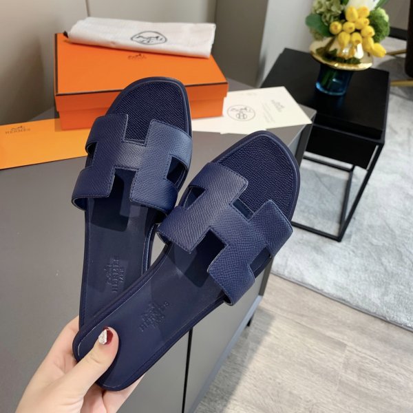 Hermes Womens Flats Slippers 021 Replica Luxury Shoes Hermes