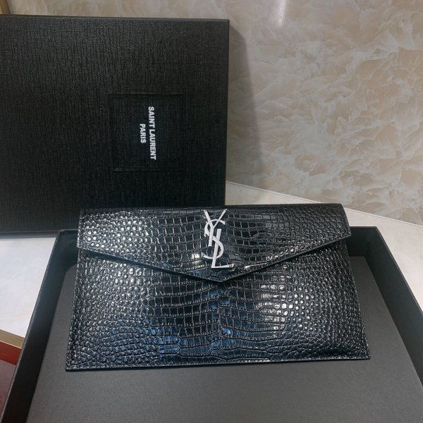 YSL Top Quality Clutch in embossed crocodile shiny black leather Replica Handbags YSL Clutches
