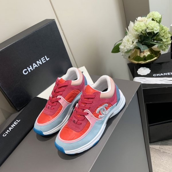 Best quality Chanel Couple sneakers 015 Replica Luxury Shoes Ch