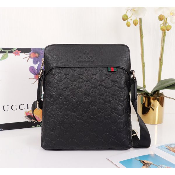 Gucci Best GG Supreme Leather Messenger For Men 413168 Black Replica Handbags Gucci Messenger