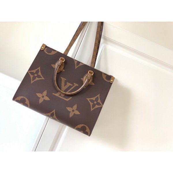 Louis Vuitton Cheap Tote Giant brown Monogram Bag MM 2020 Replica Handbags Louis Vuitton Shopping bagNeverfull