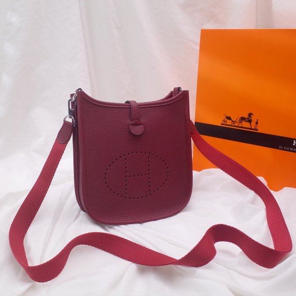 Hermes Evelyne Bag Pink Clemence leather Rose Tyrien Replica Handbags Hermes Hermes Evelyne