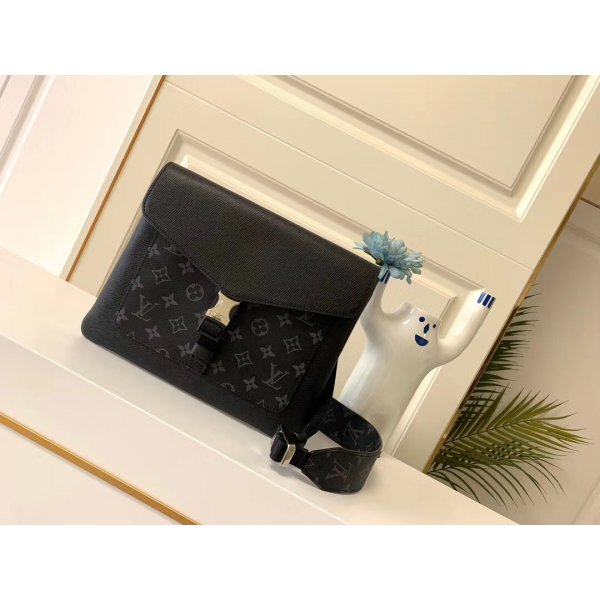 Louis Vuitton Outdoor Flap Messenger K45 M30413 Black Bags Replica Handbags Louis Vuitton Messenger