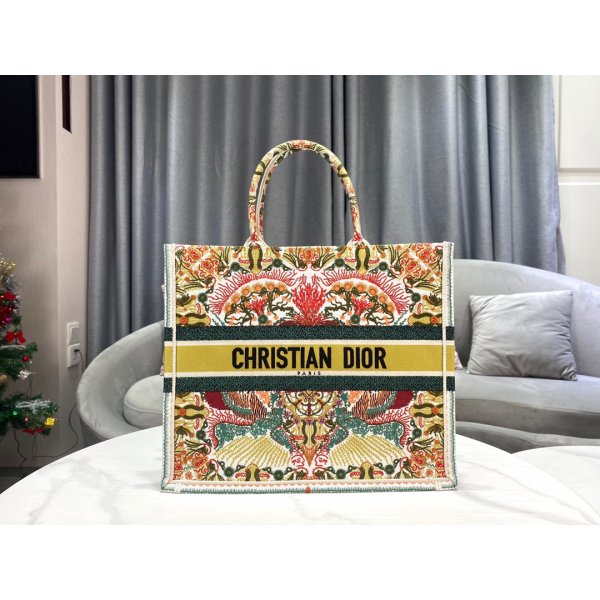 Wholesale Christian Dior Book ToteReference Guide 2021 Replica Handbags Dior Tote