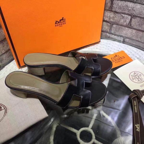 Hermes Womens Flats Slippers 011 Replica Luxury Shoes Hermes