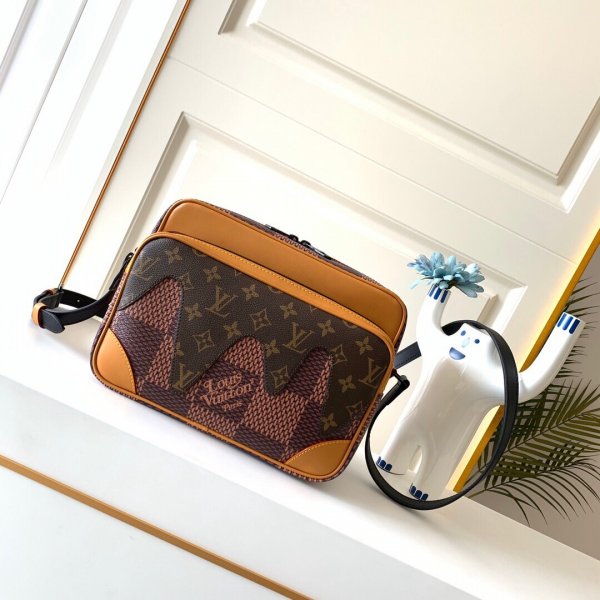 AAA+ Replica Louis Vuitton shoulder M45343 bag Replica Handbags Louis Vuitton New Bags