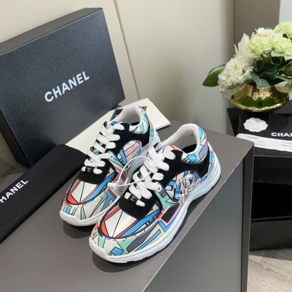 Best quality Chanel Couple sneakers 005 Replica Luxury Shoes Ch