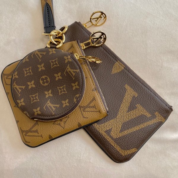 Louis Vuitton Trio Pouch Monogram Canvas M68756 Fake Replica Handbags Louis Vuitton Monogram