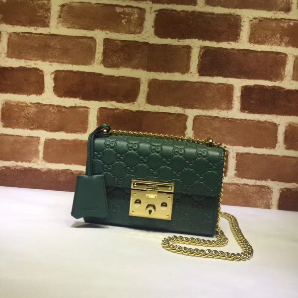 Best Replica Gucci 409487 GG Supreme Padlock Small Shoulder Bag Replica Handbags Gucci Padlock