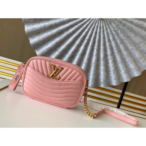 High Quality Louis Vuitton New Wave Camera Bag Luxury LV New Wave Leather M53683 Pink Replica Handbags Louis Vuitton BumbagWave