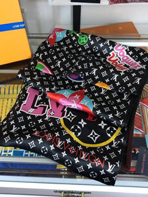2020 louis vuitton top quality silk scarf L531 black