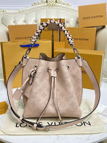 2022 Louis vuitton original mahina leather muria bucket bag M59554 light pink