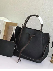 2017 louis vuitton original mahina leather girolata M54402 black