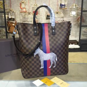 Replica Louis Vuitton ATLAS TOTEDesigner Discreet