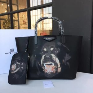Replica Givenchy Replica HandbagsDesigner Discreet
