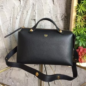 Replica Fendi Shoulder BagDesigner Discreet