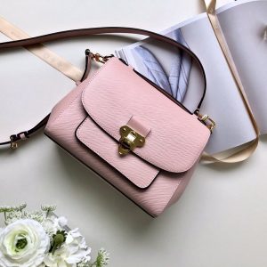 Replica Louis Vuitton BOCCADOR bagDesigner Discreet