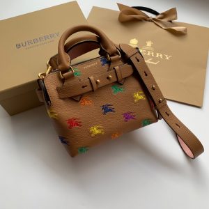 Replica Burberry Belt BagDesigner Discreet