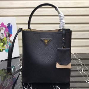 Replica Prada Double Saffiano BagDesigner Discreet