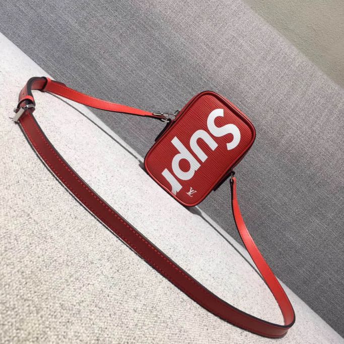 Replica LV Shoulder Bags supreme Epi