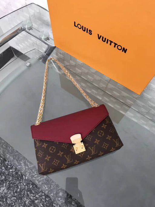Replica LV Shoulder Bags Pallas Chain On Chain Crossbody
