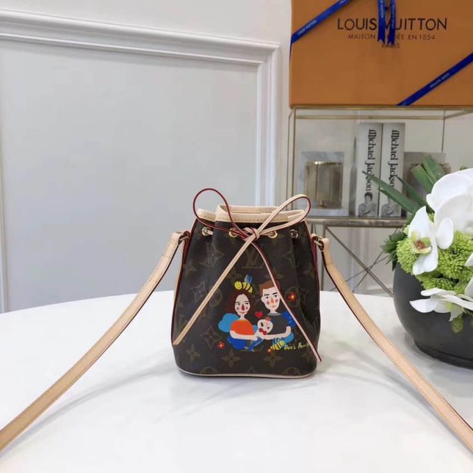 Replica LV Bucket Bags Family 18 bees family NANO NOE