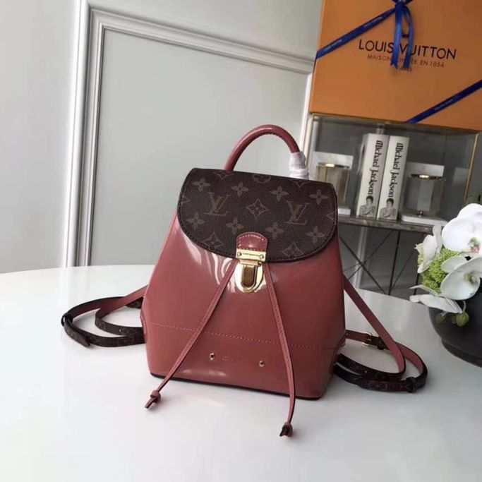 Replica LV Backpack Bags 18 HOT SPRINGS Patent Leather M53545