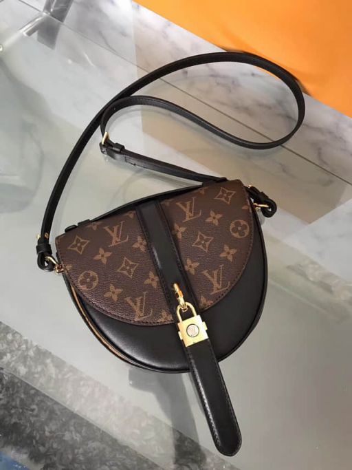 Replica LV Shoulder Bags Chantilly M43590