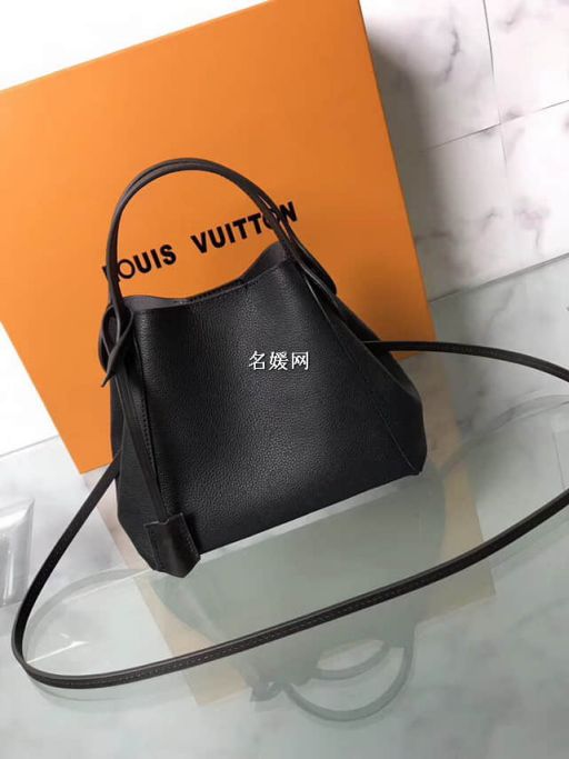 Replica LV Tote Bags Hina