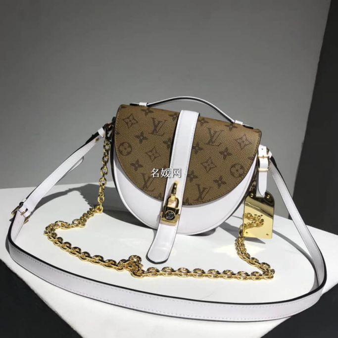 Replica LV Shoulder Bags CHANTILLY LOCK M43645