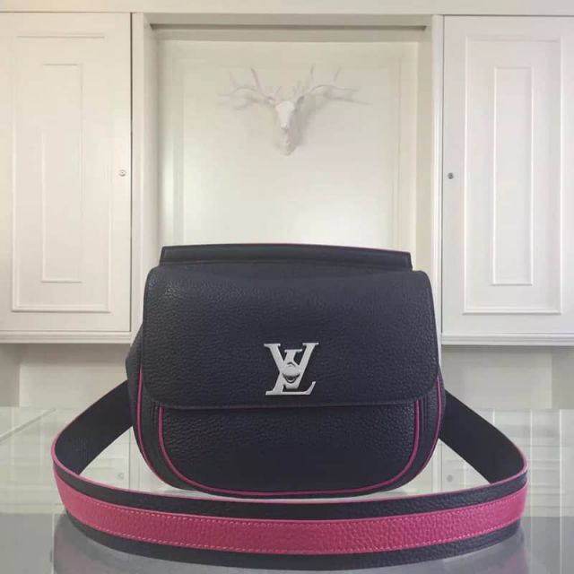 Replica LV Shoulder Bags M50351