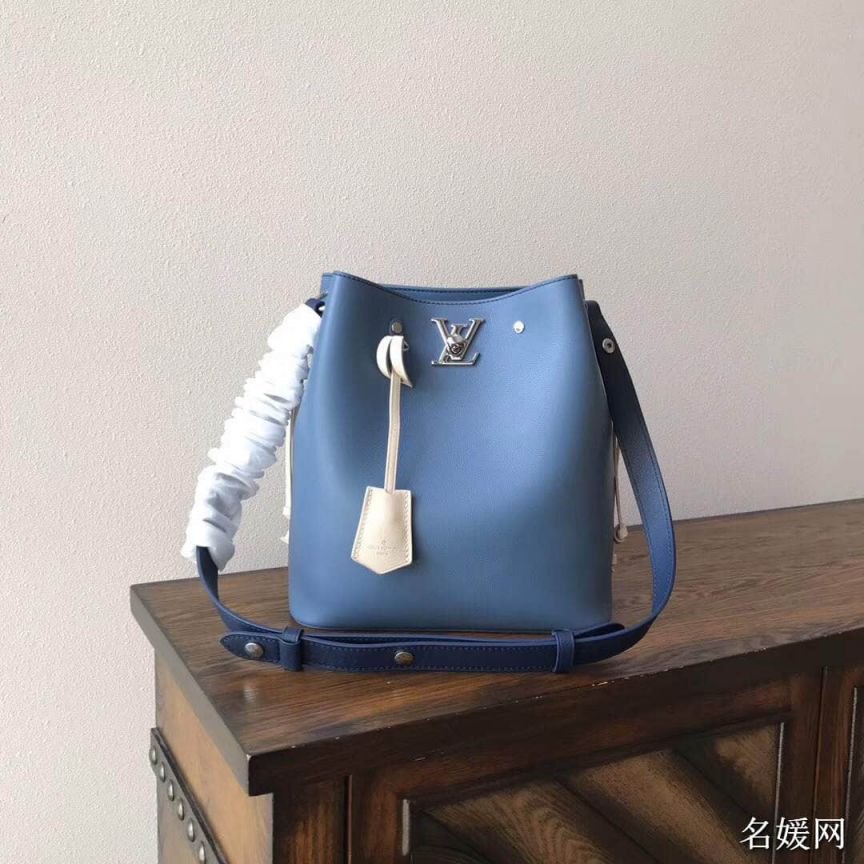 Replica LV Bucket Bags 18 LOCKME BUCKET M51413