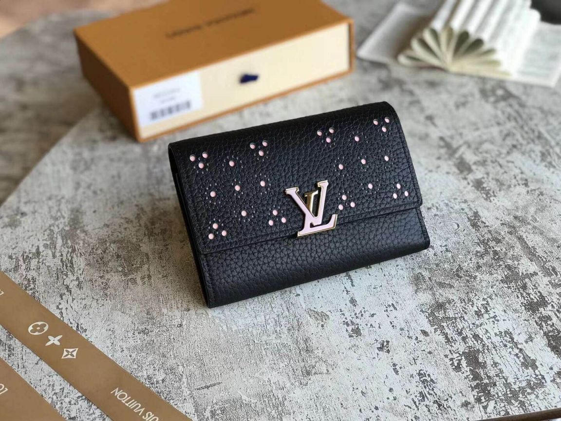 Replica LV Wallets Capucines M62564