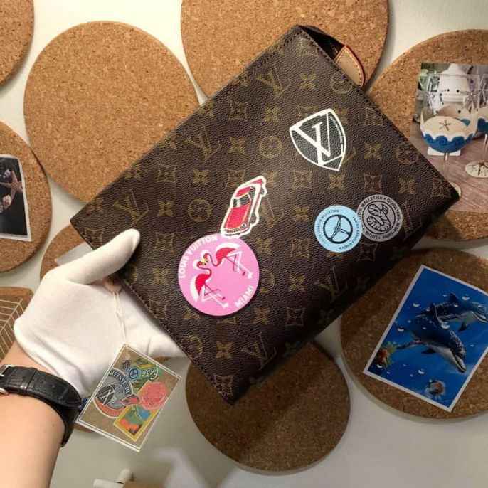 Replica LV Wallets Monogram 3D M47542