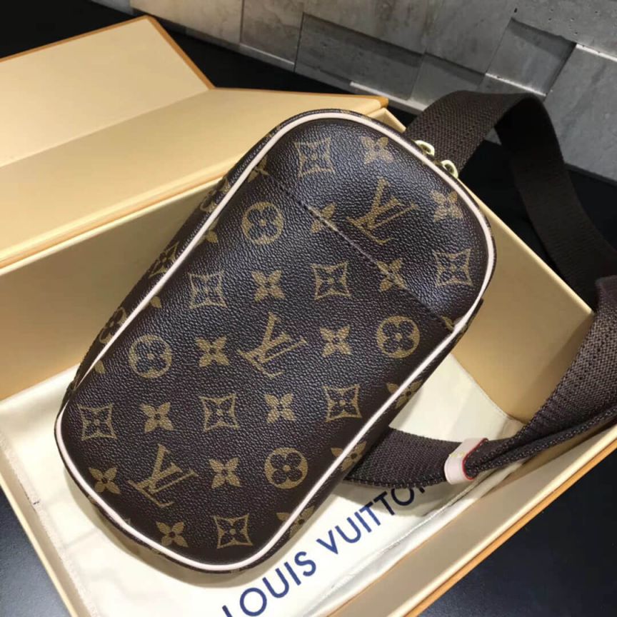 Replica LV Waist Bags M51870