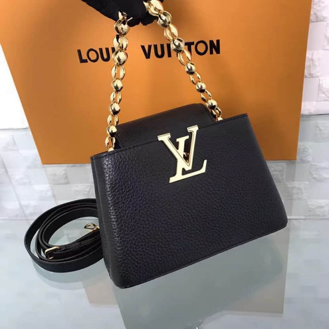 Replica LV Shoulder Bags Capucines On Chain Taurillon Crossbody M42935